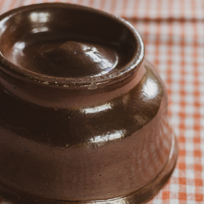 Antique Victorian Salt-Glazed Jelly Mould - Lion Motif