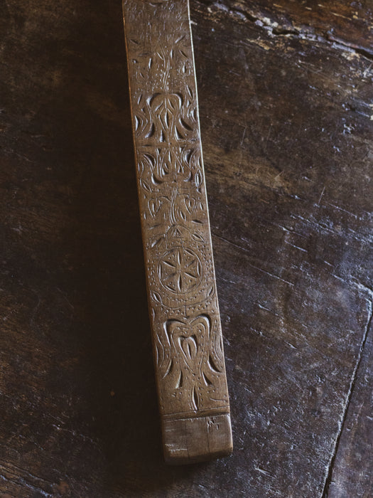 Antique 19th Century Hand-Carved Scandinavian Washing Bat Paddle Board