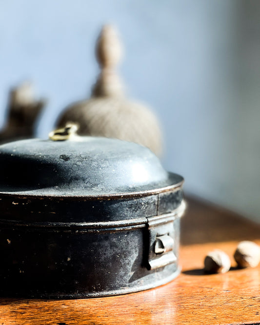 Antique kitchenalia Georgian Toleware Spice Box